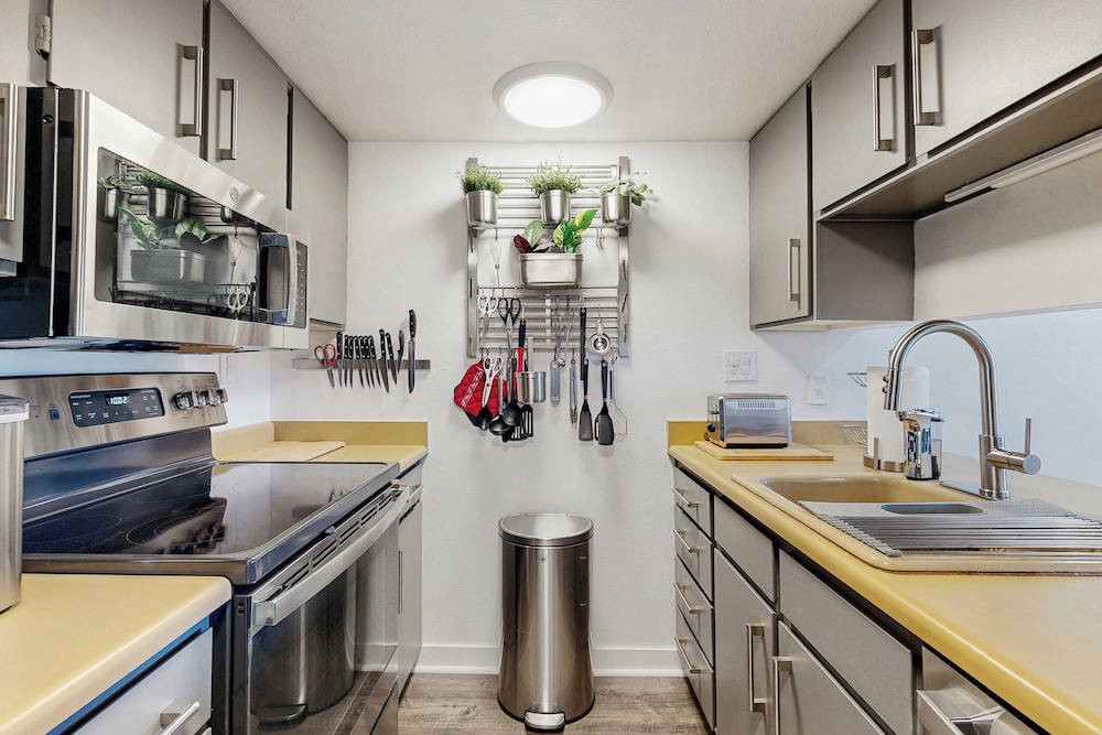 55+ Condo w/ Balcony & Mtn Views, Shared W & D