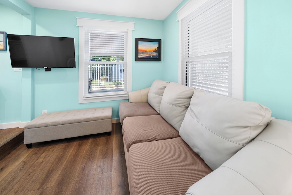 Hideaway Cottage