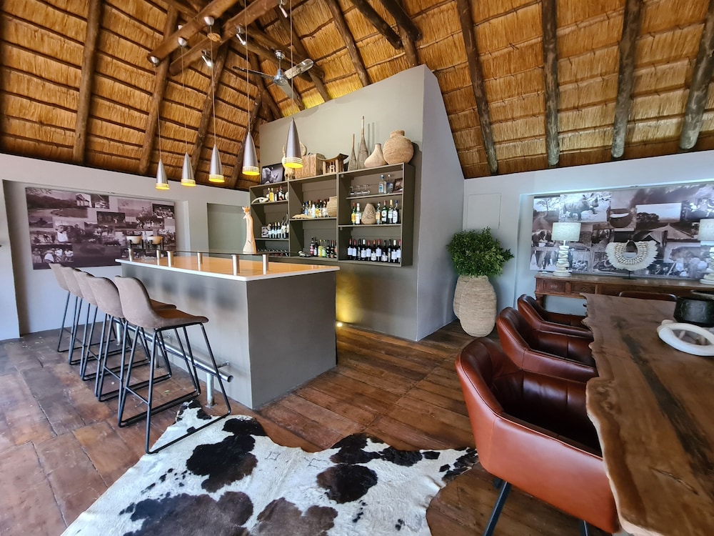 Karongwe - River Safari Lodge