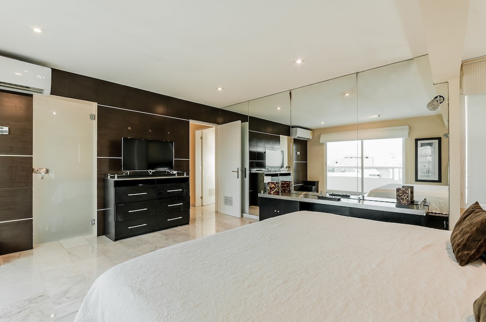 Beachfront Penthouses by LivIN Cancun