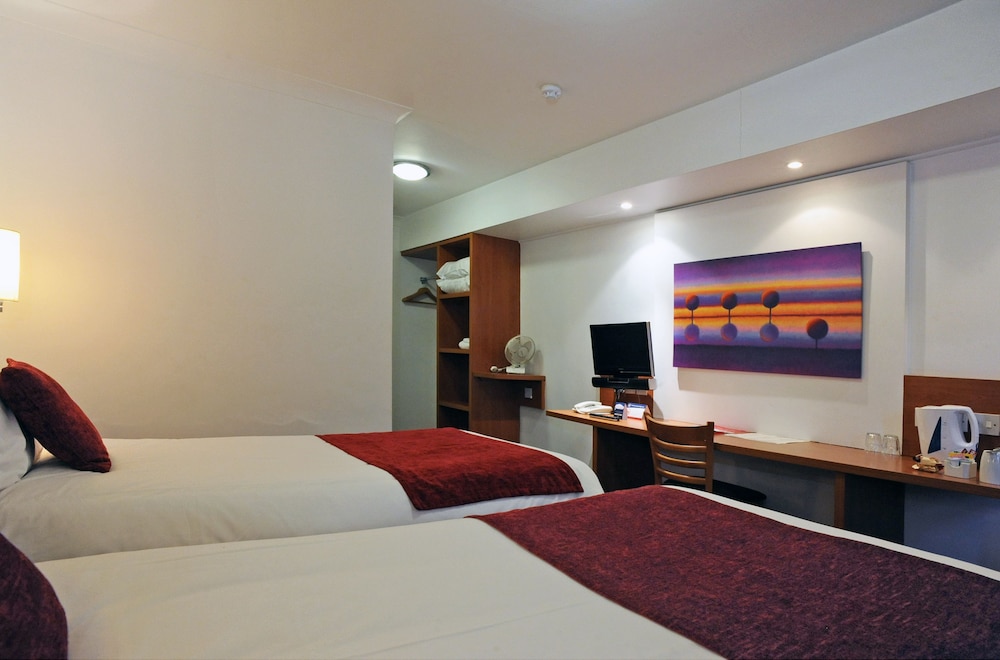 Cross Keys Hotel by Chef and Brewer Collection