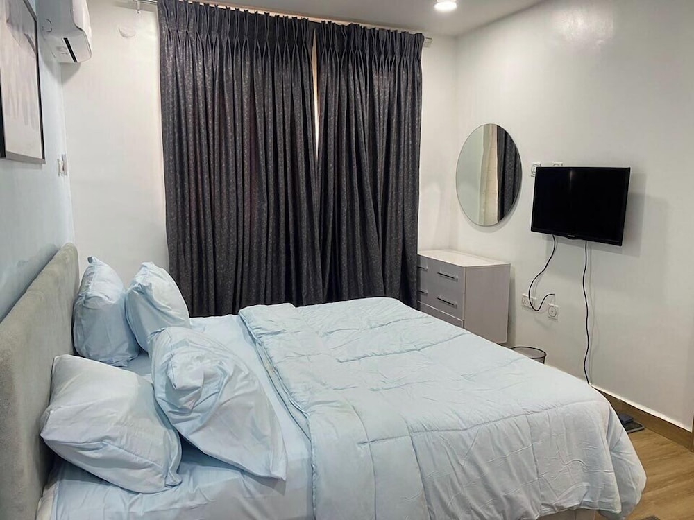 HSH LUXURY APARTMENTS