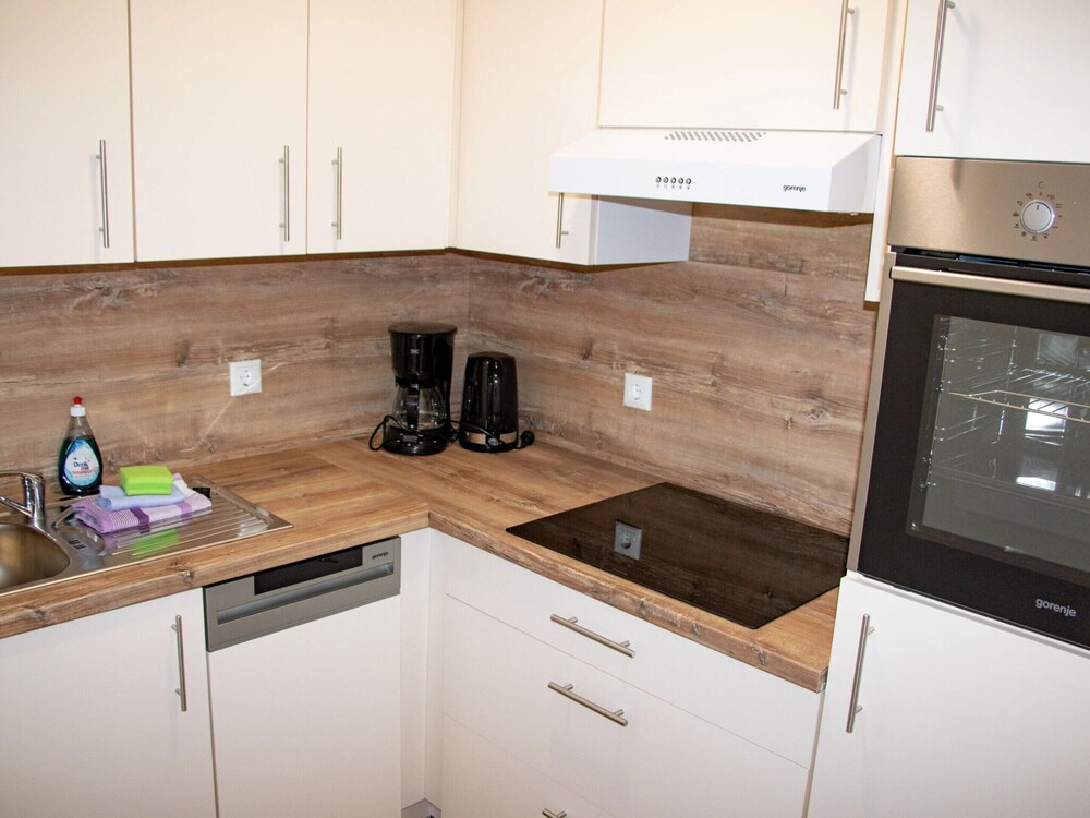Lovely Apartment in Breitenbrunn With Shared Sauna