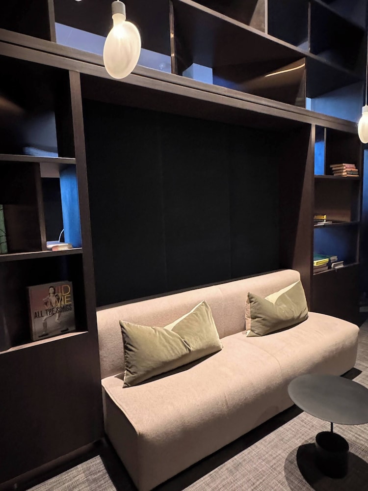 Luxury 2-bedroom Apartment in the Heart of Melbourne