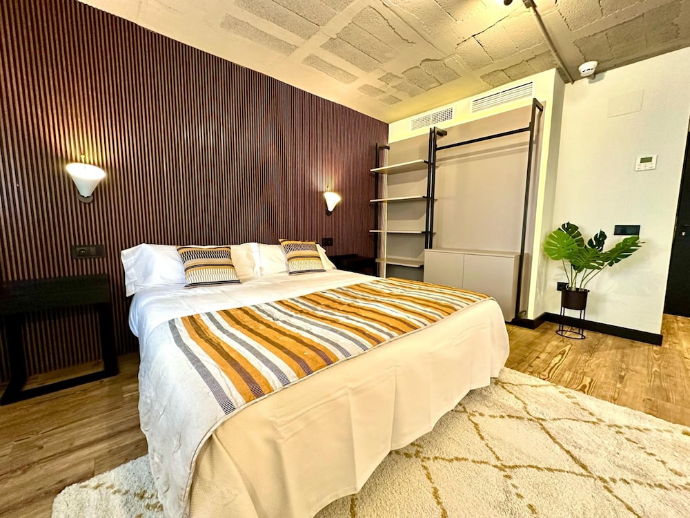 Holidays2Malaga Bubu Apartments