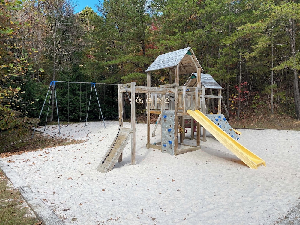 Mountain Vista by Jackson Mountain Rentals