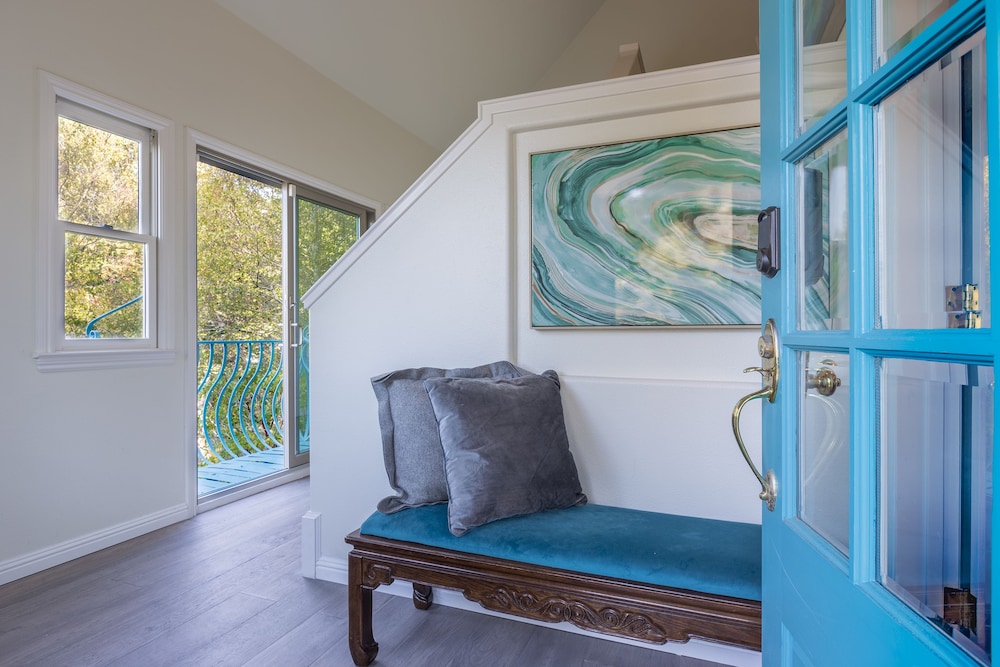 Marbella Lane Tuscan Villa with Hot Tub view 5