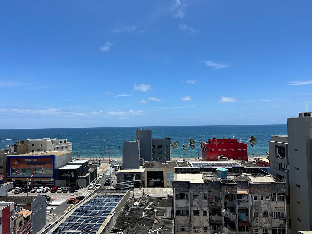 Fully Equipped Apartments in a Privileged Location, 150m From the Beach in Salvador Sess