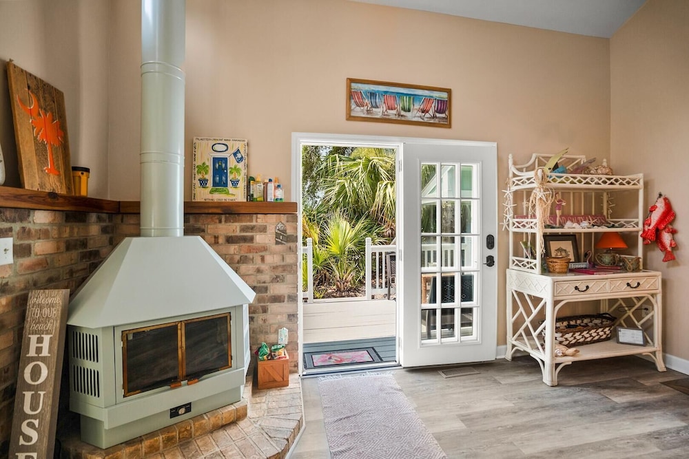 Distinctive Island Living - 835 Bonito Rd, Fripp Island