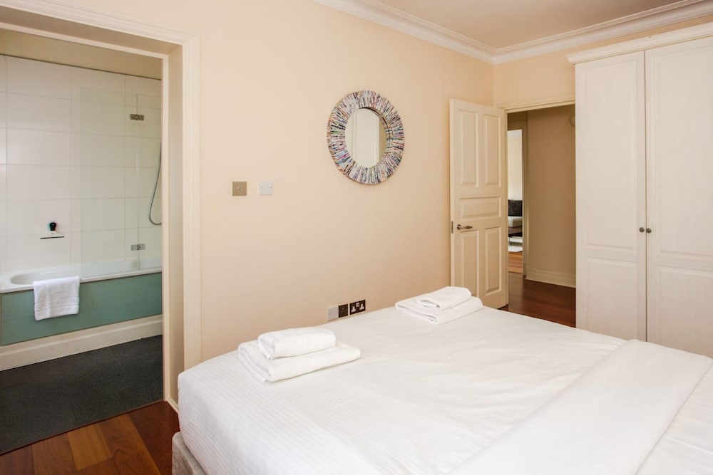 Luxury 2 Bedroom Apartment in London Bridge