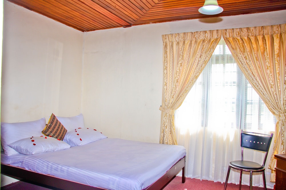 Chelthnam Bungalow