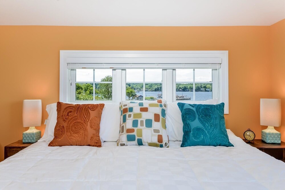 Swing Bridge Condo - Unit 40