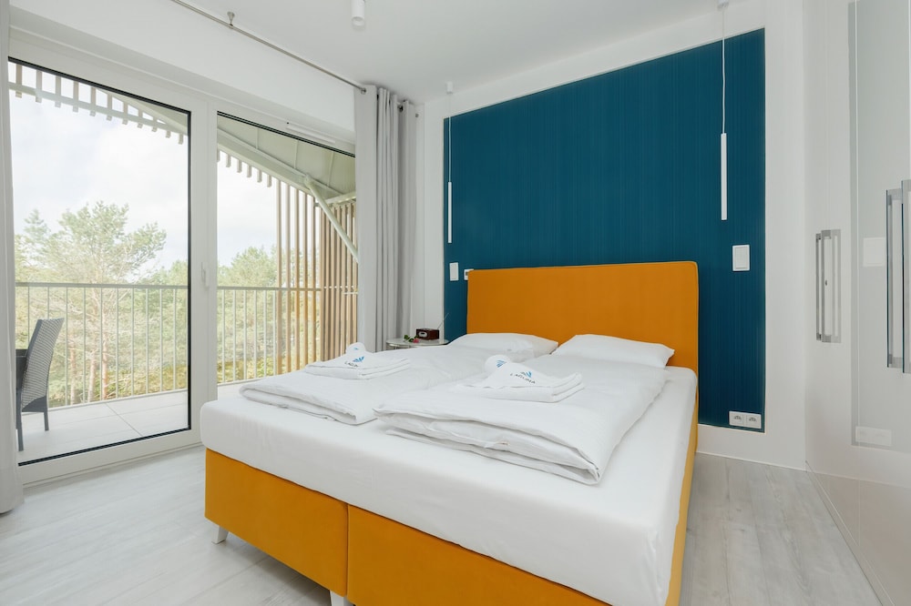 Seaside Apartment Żeromskiego by Renters view 4