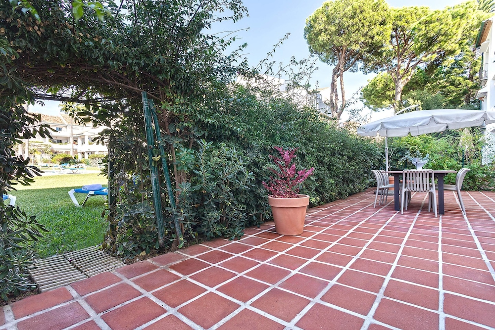 Bright&exclusive 3BD Apartment Estepona. El Presidente