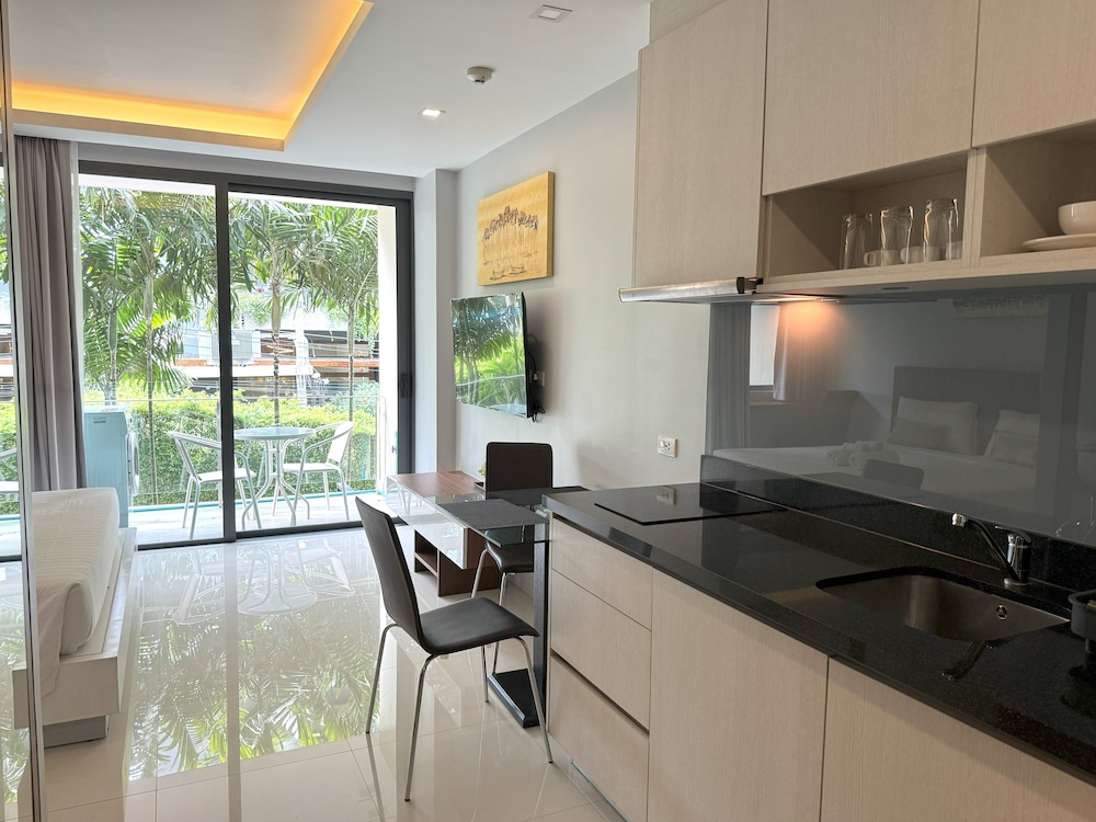 Studio with washer and WiFi in Rawai view 3