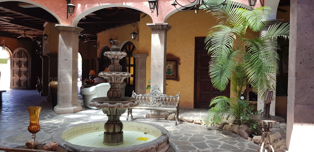 Posada de las Flores Loreto
