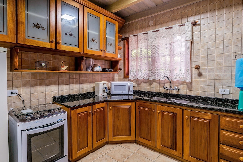 Beautiful Chalet-style House in Canela Rcf160