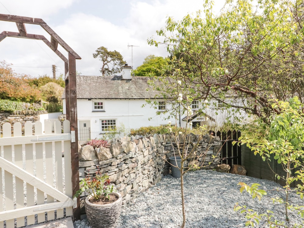 Old Farm Cottage