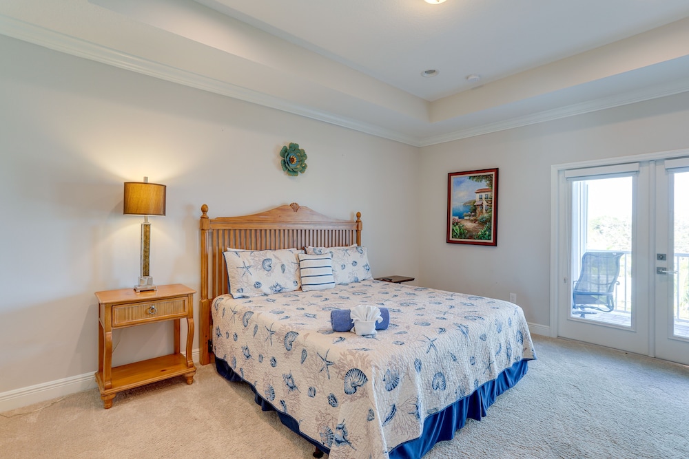 Modern Redington Beach Townhome: Steps to Beach! view 3