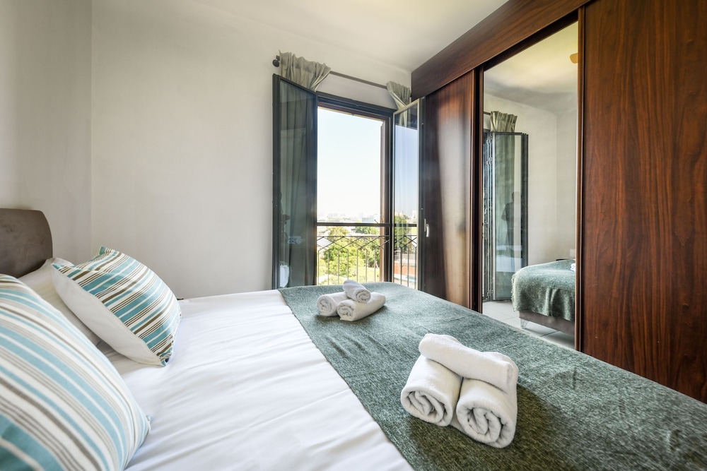 Boutique apartment in Neve Tzedek view 3