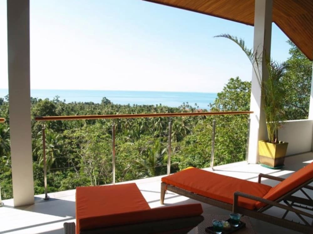 6 Bedroom Waterslide Villa SDV146-By Samui Dream Villas view 3