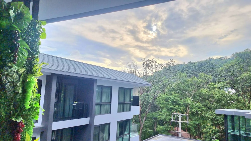 B407 - 1 Bedroom Condo Pool View Near Ao Nang Beach