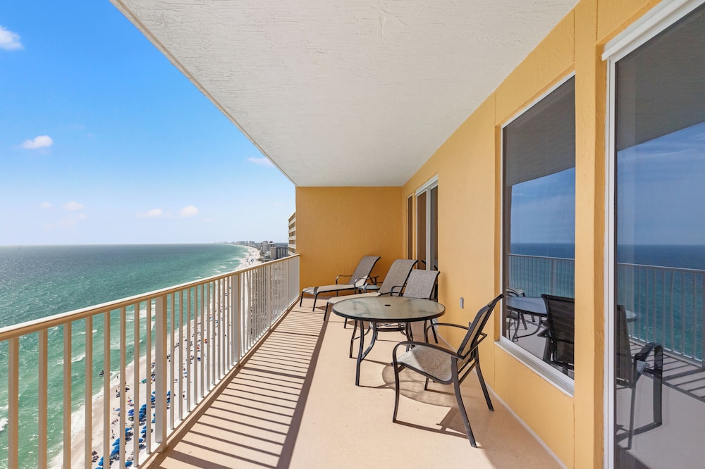 Treasure Island Unit 2011: Sunset Sands, 2 Bed/2 Bath Retreat Sleeps 8!