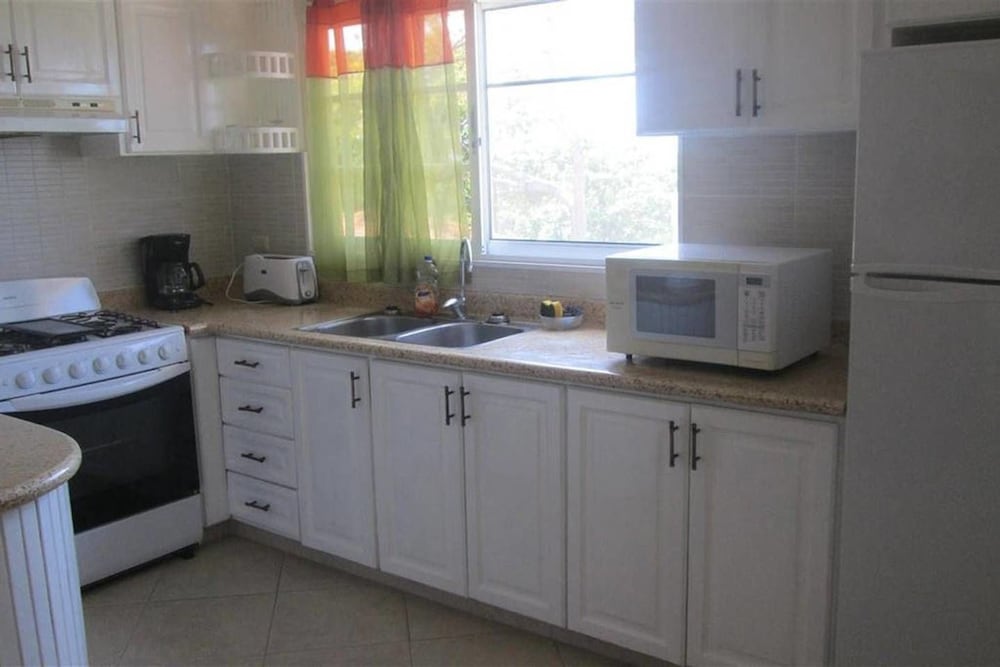 Hilltop Ocean View Villa w/ Large Pool Walking to Strip and Sosua Beach