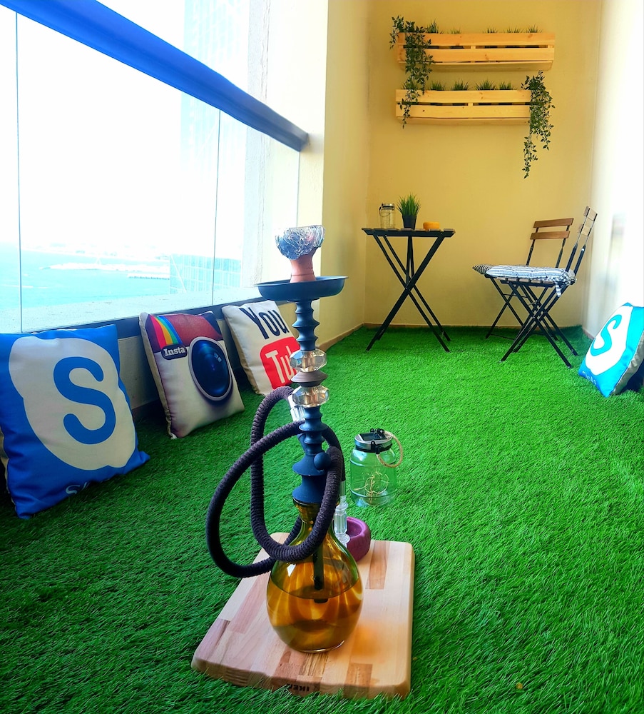 Bombay Backpackers DXB - Adults Only