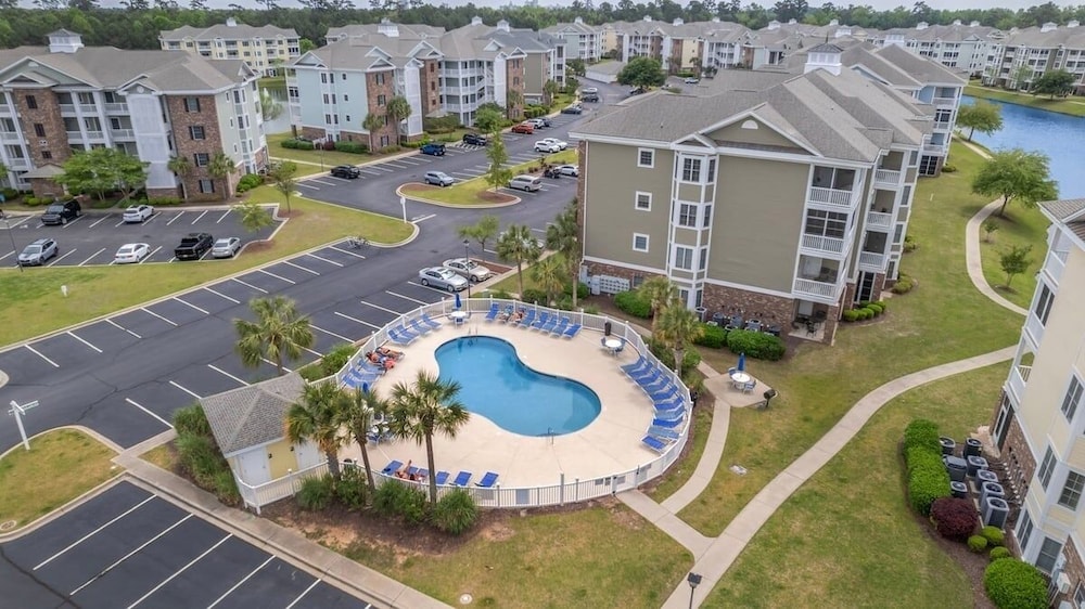 Magnolia Pointe Magnolia Lake 4833-203 2 Bedroom Condo