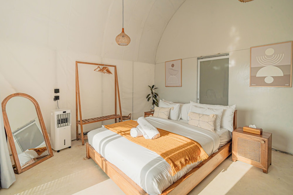 Onion Hill Glamping