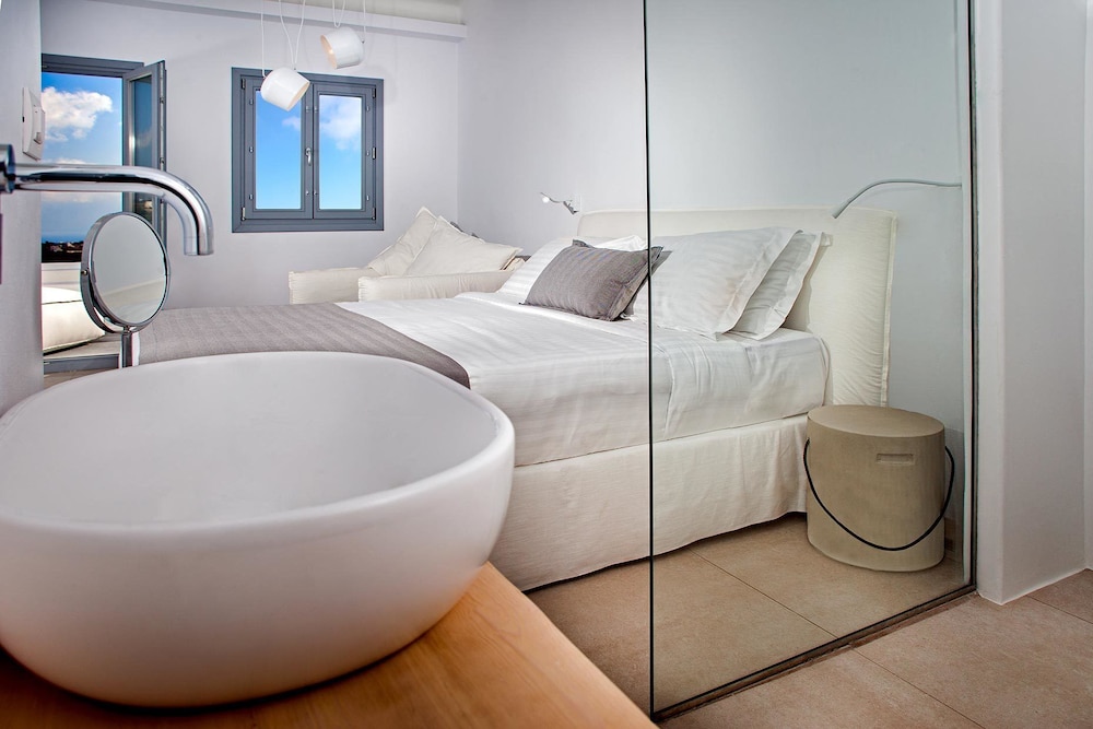 Alunia Incognito Suites - Adults Only