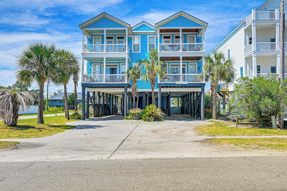 Luxury Home w/ Ocean View, Private Pool, & Hot Tub view 3