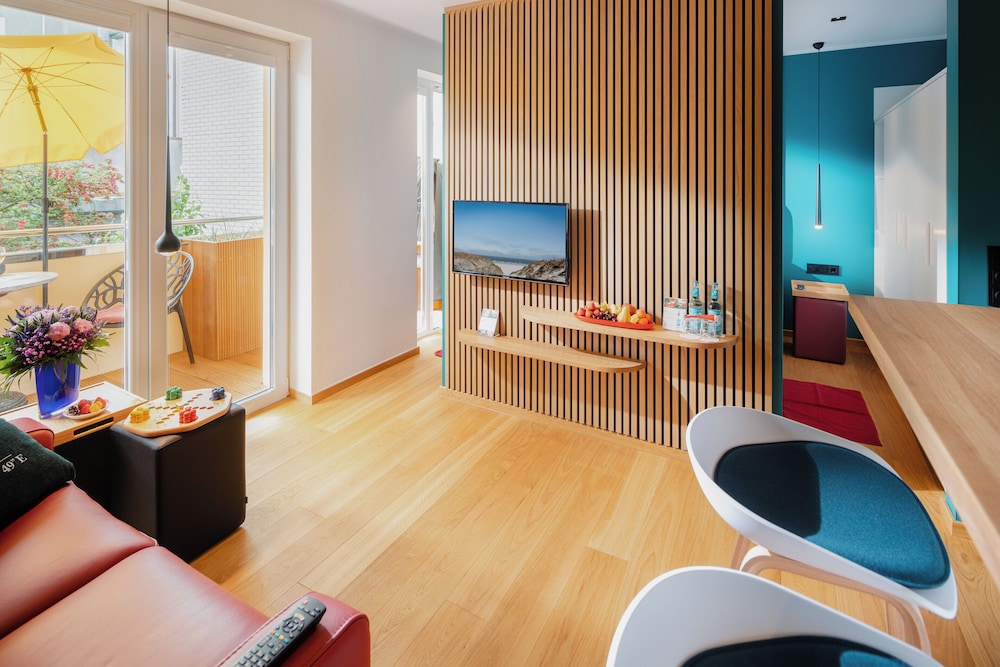 ney.land apartments