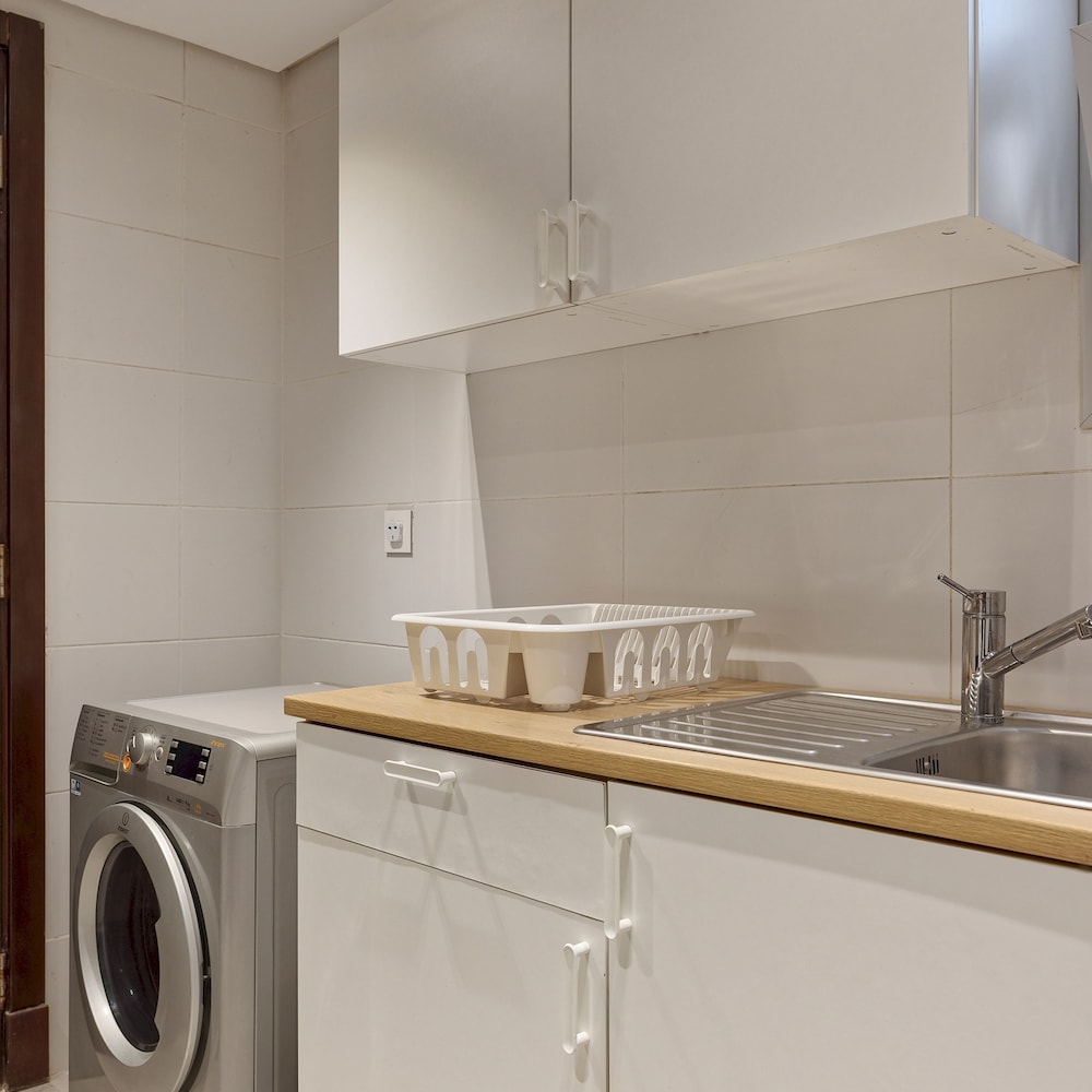 Vesta - Luxury Apt- 2Br - CFC XV