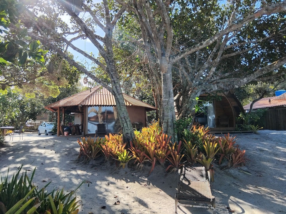 Beachfront Cabins in Bahia – OTX