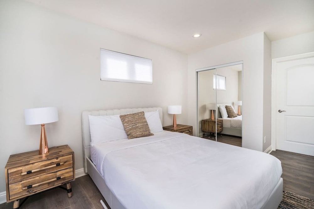 Brand NEW Luxury 3bdr Townhome In Silver Lake, fotografía 3