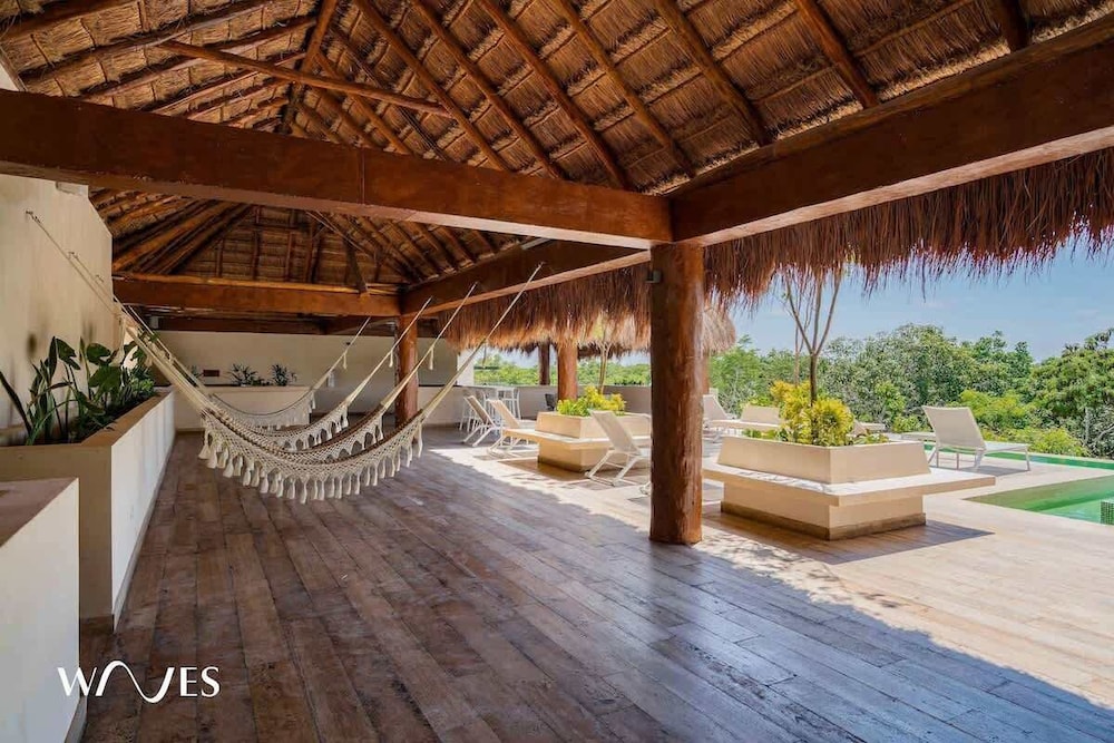Premium Apartment W/private Pool & Garden