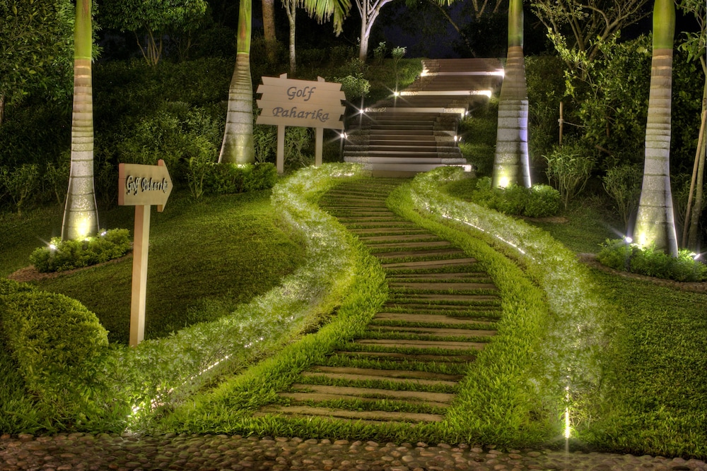 Grand Sultan Tea Resort & Golf