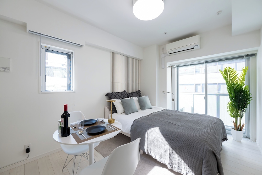 LIVCITY KINSHICHO