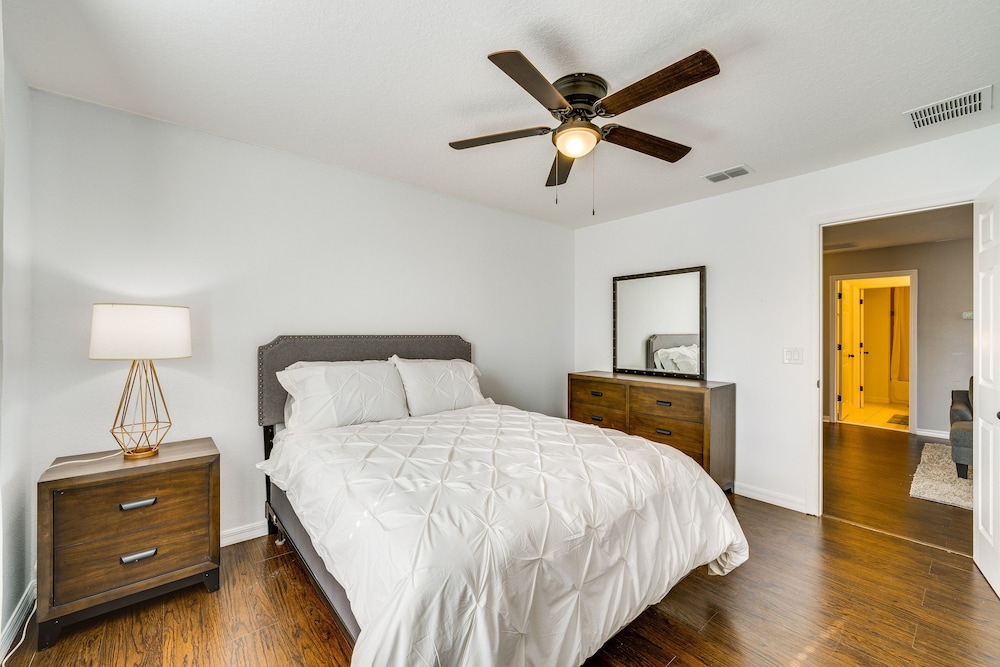 Bright Davenport Home ~ 11 Mi to Disney! view 2
