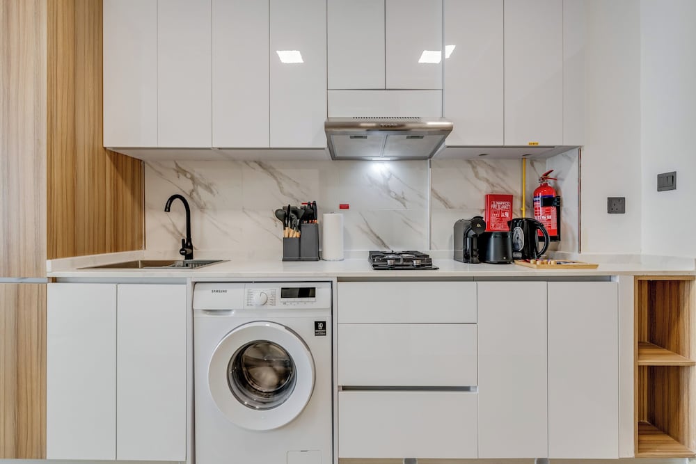 GLOBALSTAY. The Elysee III Apartments