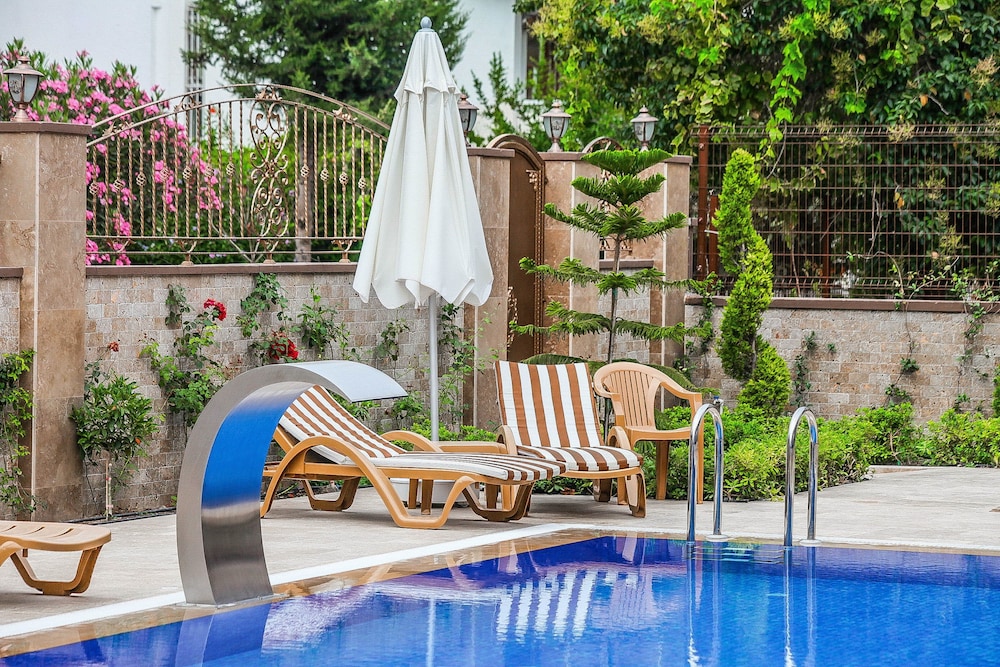 Mediterra Residence