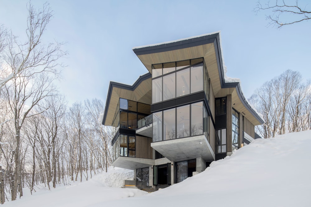 Hanaridge Residence 11 - Image 1