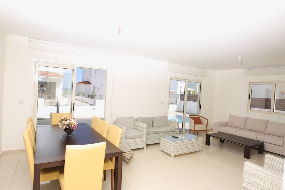 Athena Beach Villa