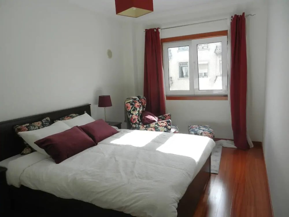 LUXURY LISBOA APARTMENT T2 view 4