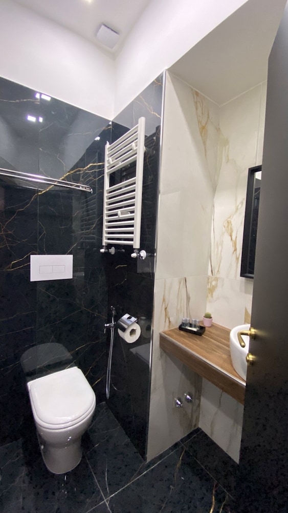 Katarios Suite