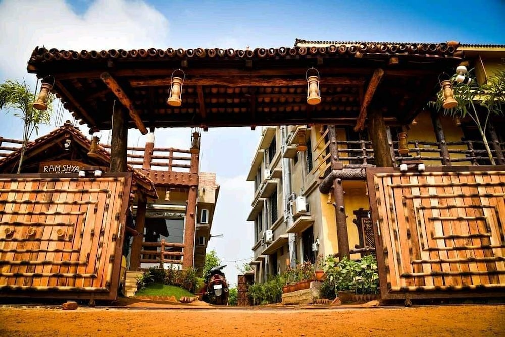 Khoai Village Resort