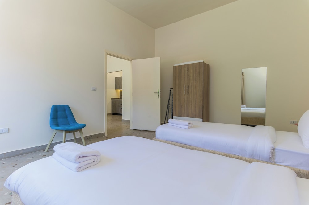 Callista 2-BR Apartment in Gemmayze
