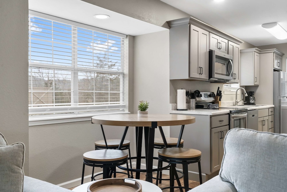 Modern Comfort Retreat